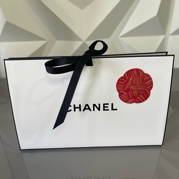 NIB CHANEL Chance Eau de Parfum - 3.4 fl oz full inclusion - Picture 3 of 6